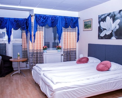Euroway Hotel M&m Ab