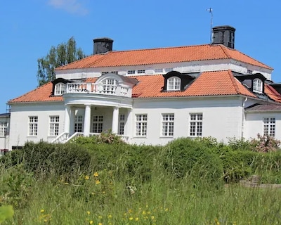 Liljeholmen Herrgård Hostel