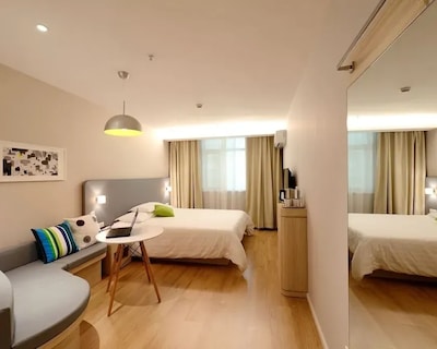 Hotel Apartment 24