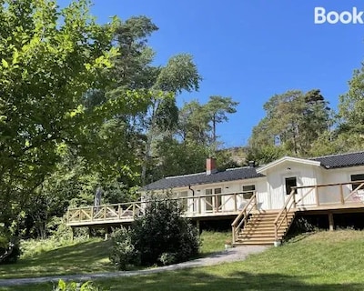 Stockholm Archipelago With Boat And Bikes