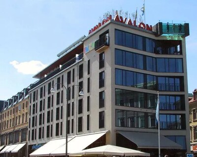 Avalon Hotel
