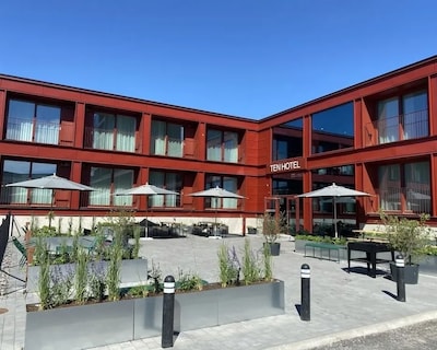 Ten Hotel BW Signature Collection