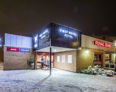 First Hotel Royal