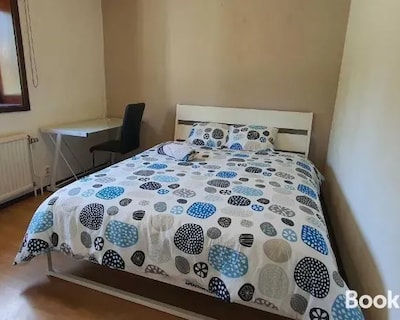 Private Room in Shared House-Close to University and Hospital-3