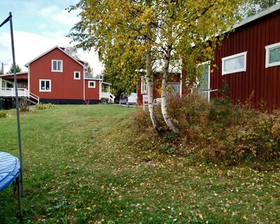 Idyllic Vacation Home Near Lake: Nature&fireplace