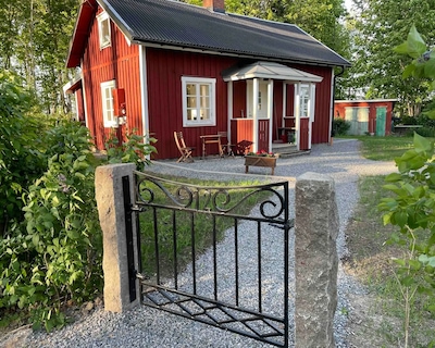 Idyllic Summer Cottage