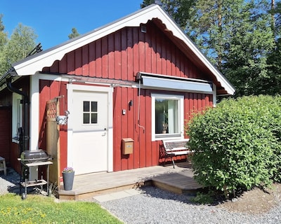 Cozy Guesthouse Close To Nature And Östersund