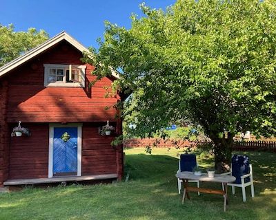 Small Guesthouse, Close To Beach In A Rural Setting