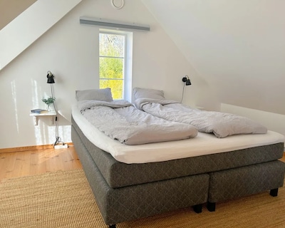 Guest House In Lush Garden