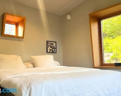 Mysigt Sommarhus Med Havsutsikt Och Bastu