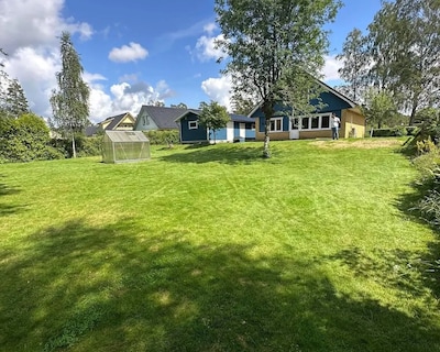 Family friendly villa close to Ullared and nature