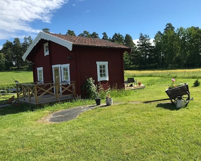 Nice Smaller Loft Cottage With Free Parking