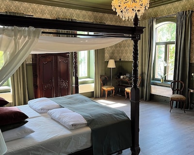 Torreby Castle Hotel & Golf