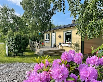 Cozy House By The Sea, Nice Nature!