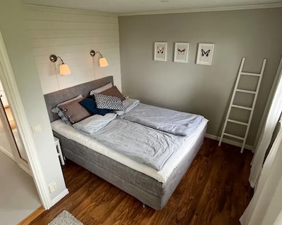 Nice Guesthouse On The Seafront On Alnös Pearl Spikarna