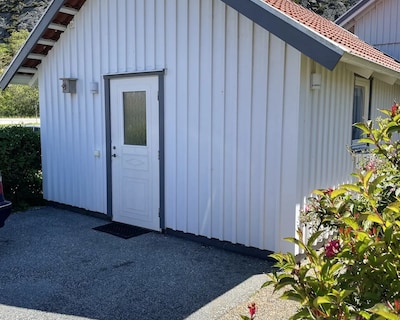 Cozy Apartment In Lovely Kyrkesund, Close To Swimming