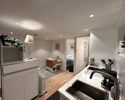 Close to beach and center with patio and parking.