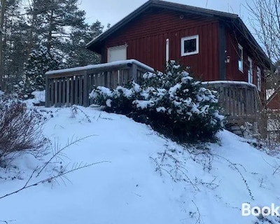 Stockholm Archipelago House With Shared Pool