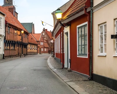 Lovely Ground Floor With Garden In Ystad Center