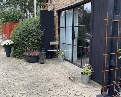 Hällan Guesthouse I Vackra Jonstorp!