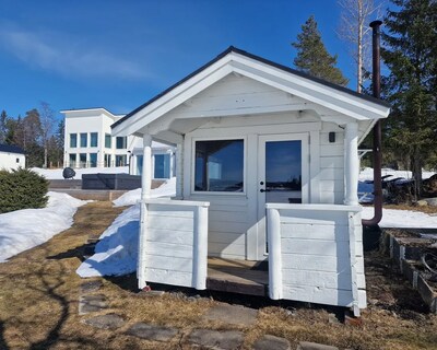 Fantastic Location By The Umeälven River.