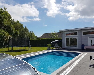Cabin With Outdoor Kitchen And Pool In Helsingborg