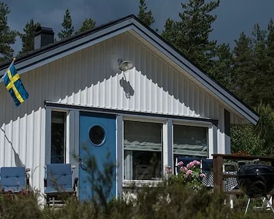 Guesthouse with lake view