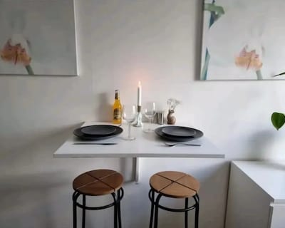 Studio Apartment Near The Subway