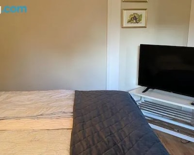 Lugnt,centralt, Parkering,altan.