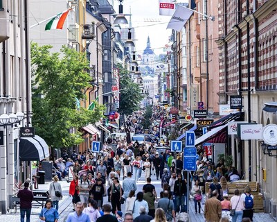 Nordic Comfort! 3 Beds 1 Br Apartment In Stockholm