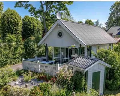 Detached Guest House In Central Vimmerby.
