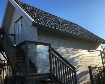 Modern Bright Wind Apartment Near The Sea.