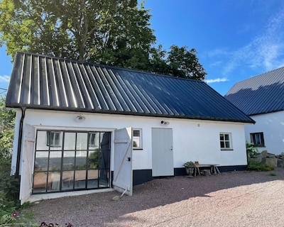 Newly Refurbished Charming Guesthouse