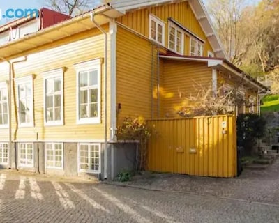 Stylish Apartment In The Center Of Kungalv