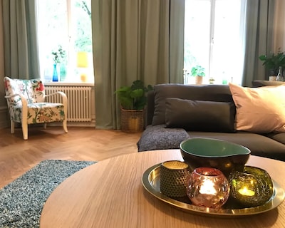 Cool & light 2 room apartment in SoFo, 65sqm