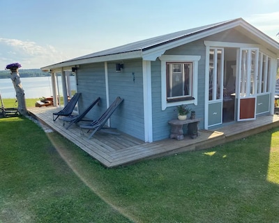 Cozy 1-bedroom Guest House.