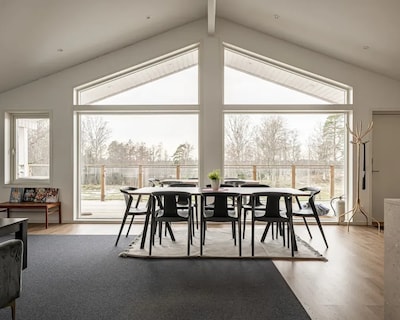 Lake View with Evening Sun and Free Private Sauna