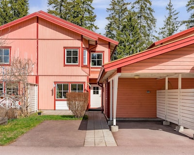 Uppsala Large Family Home Beside Forest
