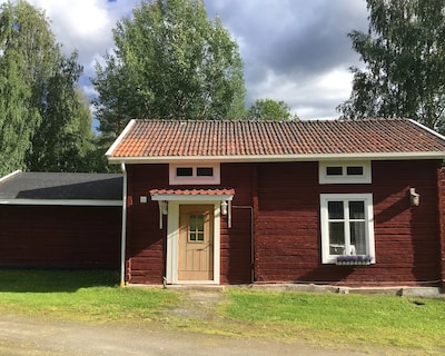 Bogärdan, Cozy Cabin In Harads By The Luleå River