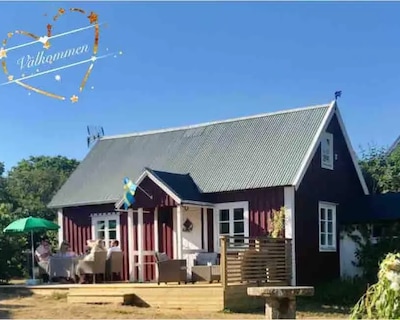 Newly renovated cabin with proximity to the sea and nature.