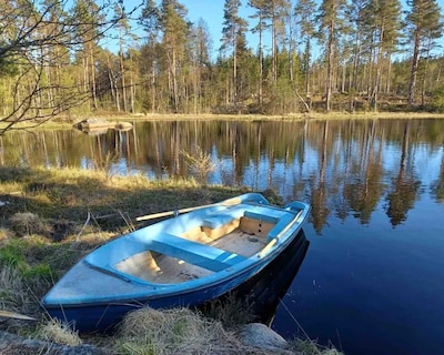 Cabin Near Lake Åsnen Stuga Älgen
