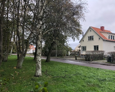 Cozy And Quiet Yet Close To Tram And City Center