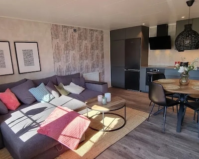 Central accommodation in beautiful Hamburgsund ”Apt Ellen”